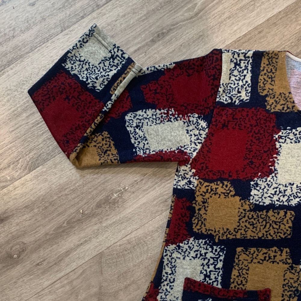 Geometric Patterned Women's Sweater - Picture 4 of 13